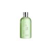 Molton Brown - Lily & Magnolia Blossom Bath & Shower Gel 300ml Molton Brown - Lily & Magnolia Blossom Bath & Shower Gel 300ml